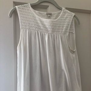 GAP White tank